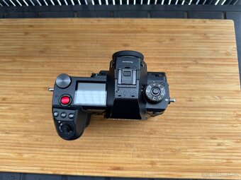 Panasonic Lumix S1H – fullframe video bezzrcadlovka – TOP st - 3