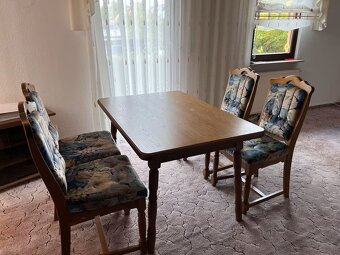Stůl jídelní rozkládací a 4 židle - masivní - 3