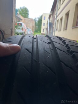 Plechy se zánovní letní pneu 5x108 205/55 r16 - 3