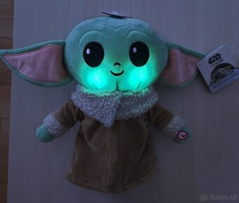 STAR WARS BABY YODA - SVÍTÍCÍ PLYŠÁK
Aukce - 3