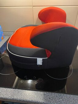 Dětský podsedák scuderia Ferrari 15-36kg - 3