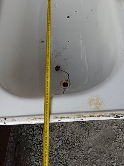 Prodám starší smaltovanou vanu - 3