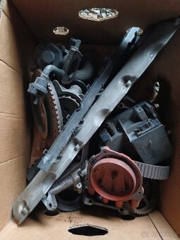 Motorové díly bmw m20b25, b20, b27 - 3