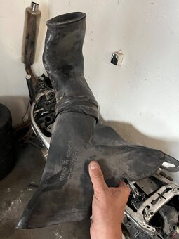 Prodám díly Honda CBR 600 f4i 2002 - 3