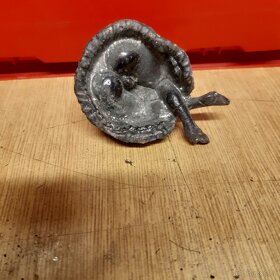 Prodám starou sošku vesnická dívka - 3