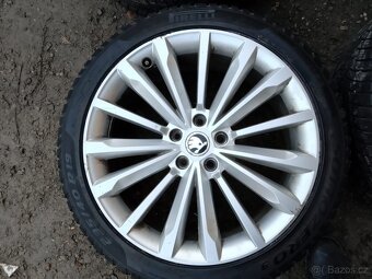 Originál ALU Superb r19 8x19 et44+zimní 235/40/19 - 3