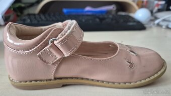 Prodám dívčí střevíčky FRIBOO, vel. 29 - 3