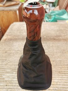 VW Golf IV - Řadící páka v dřevodekoru 1J0711113APFXZ - 3