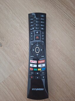 32" Hyundai FLR 32TS439 SMART DVB-T2 - 3