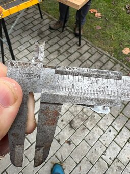 225/40 R18 92V 6+mm - 3