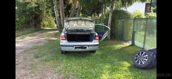 Renault megane 1, 6 16v - 3