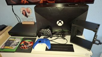 Xbox one x - 3