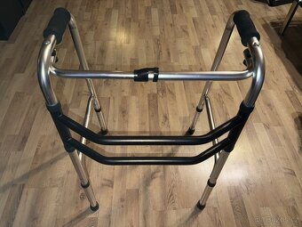 Chodítko pro seniory - 3