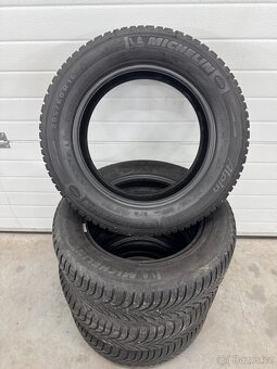 ZIMNÍ PNEU 205/60 R16 - 3