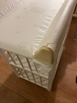 Přebalovací pult - 3