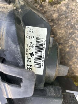Prodám přední světlomet Peugeot 307 – levý - 3