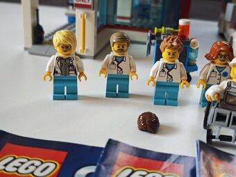 LEGO City 60204 - Nemocnice - 3