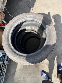 Goodyear 205/55 R16 - 3