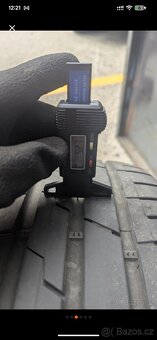 235/40 R19 96W Hankook iON evo - 3
