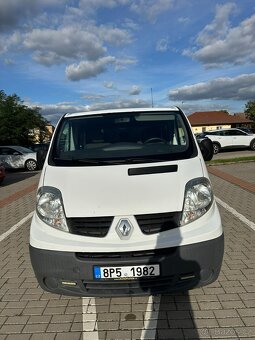 Renault Trafic 2.0dci 84kw - rok 12/2011 - 8 míst - 3