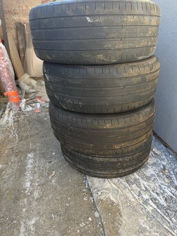215/45 r17 - 3