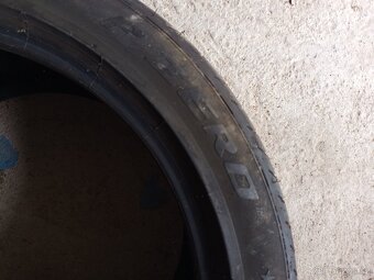 Pirelly 325/35/20 - 3