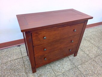 nábytek z masívu, komoda starožitný styl - 3