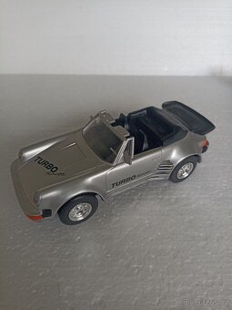 Autíčko PORSCHE 911 Turbo kabriolet - 3