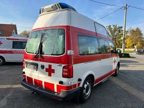 VW Transporter T6 - 2.0 TDI Sanitní vůz 4x4 - 3