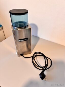 Italský profi mlýnek Rancilio Rocky top stav - 3