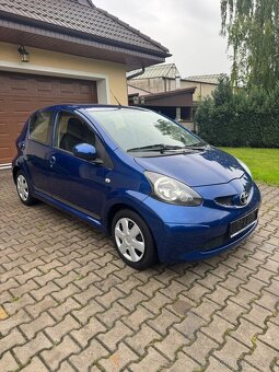 Toyota AYGO 1,0 i. 5 dveří - 93.000 KM - 3