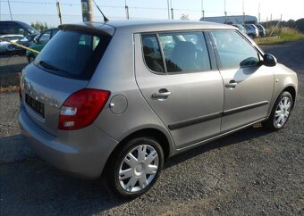 Škoda Fabia 1,4 i II 16V 63 kW KLIMA benzín - 3