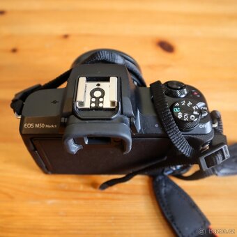 Canon M50 Mark II + objektiv + příslušenství - 3