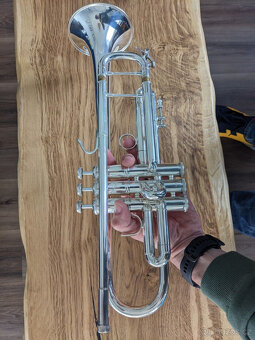 Bach Stradivari profesionální trubka Bb model 37, stříbrná, - 3