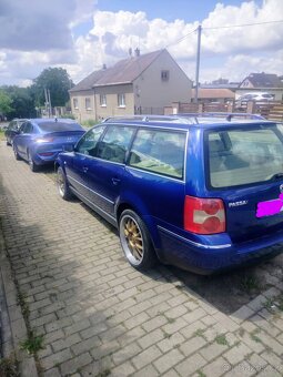 VW Passat 2.3 v5 - 3