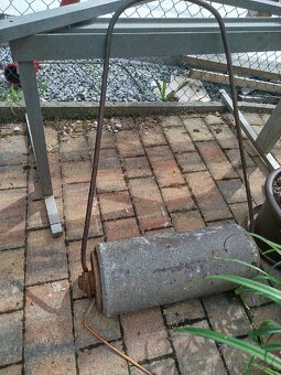 Prodám zahradní válec beton x železo - 3