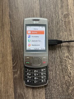 Retro mobil LG - 3