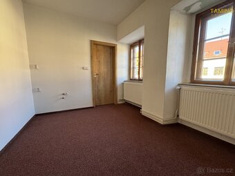 PRONÁJEM OBCHODNÍCH PROSTOR 30m2 Třebíč, ev.č. 00039 - 3