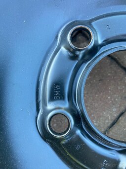 Rezerva na BMW - 3