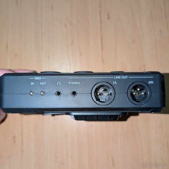 zvuková karta iRig Pro Quattro - 3