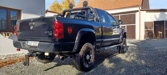 Dodge Ram 2500 - 3