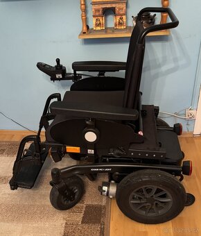 Elektrický invalidní vozík MEYRA iChair MC1 Light BASIC - 3