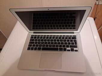 MacBook Air 13 2015 i5 8/128GB top stav ,nová baterie - 3