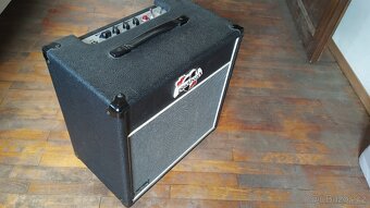 Kytarové celolampove kombo Black Heart BH15-112 - 3