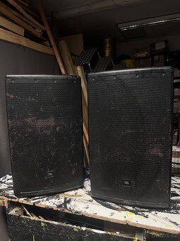 Zvuková aparatura JBL EON 615 - 3