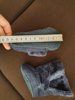 Dívčí modré zimní/jarní capáčky - 3