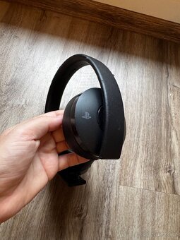 Bezdrátová sluchátka Sony k PS4 - 3