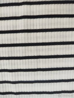 nové šaty s rozparkem - 3