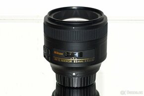 Nikon AF-S Nikkor 85mm 1:1,8G TOP STAV - 3