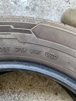 205/60 r16 Letní 7mm - 3